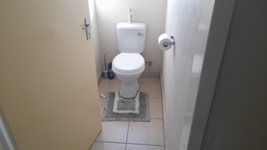 4 Bedroom Property for Sale in Freedom Park North West